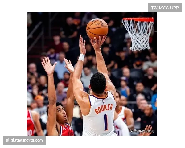 太阳三连败期间进攻困境:布克格林外线手感集体冰凉 太阳三连败期间进攻困境:布克格林外线手感集体冰凉